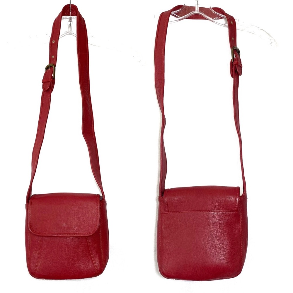 East West New York- London Genuine Leather Crossbody Bag
